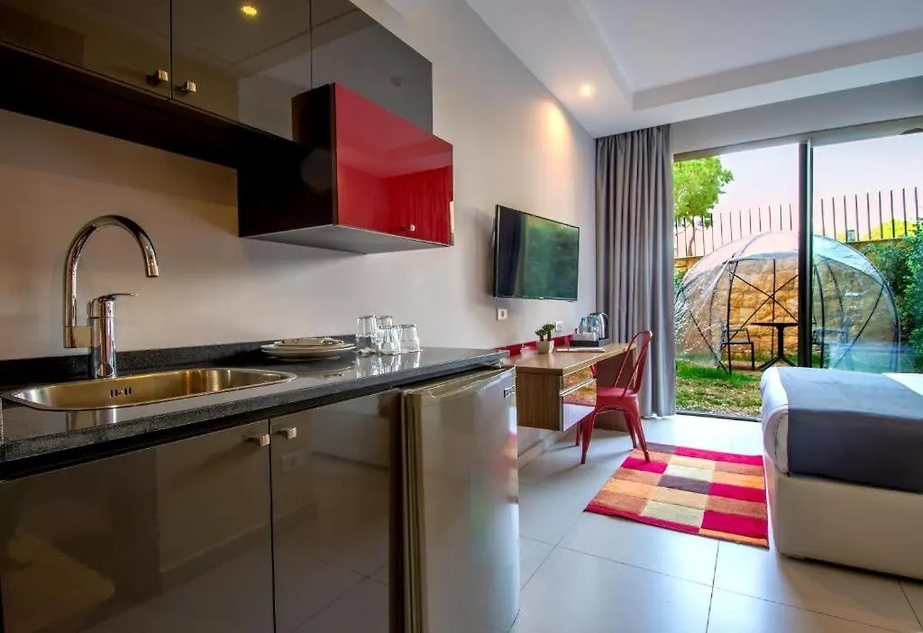 The Ray Hotel And Studios بيروت