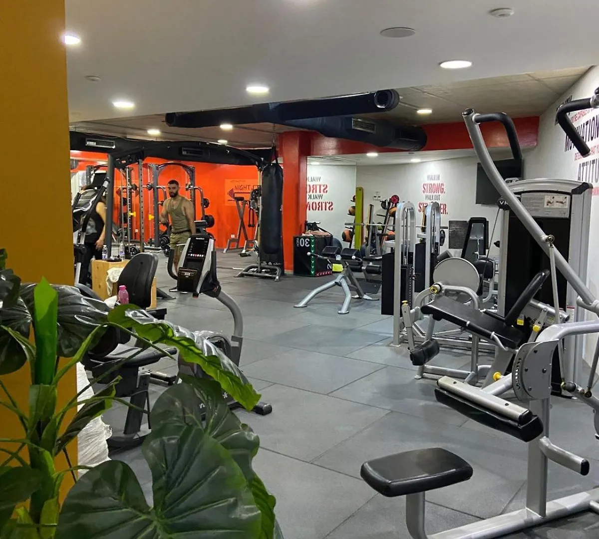 The Ray Hotel And Studios بيروت 4*,