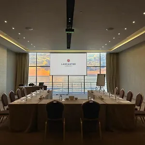 منتجع لانكستر إيدن باي, بيروت