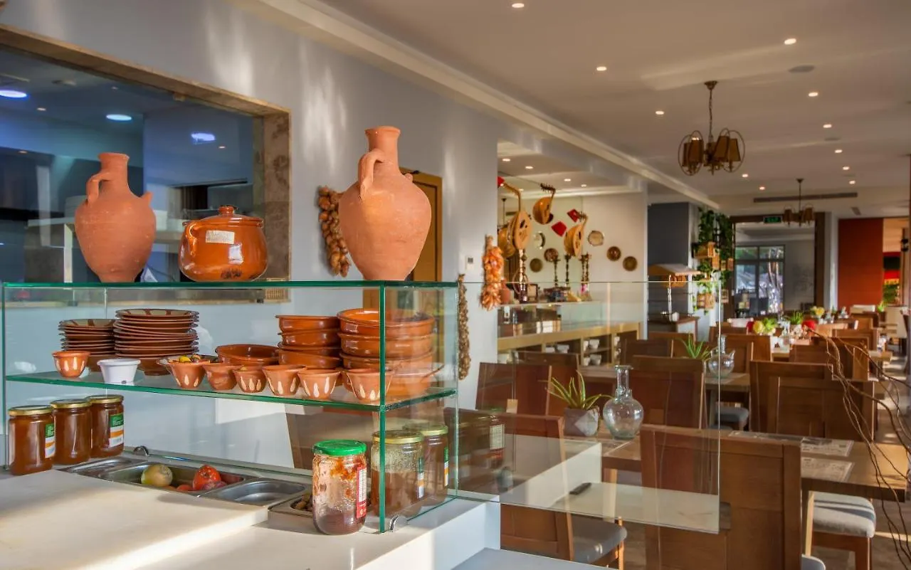The Ray Hotel And Studios Beirut 4*,  Lebanon