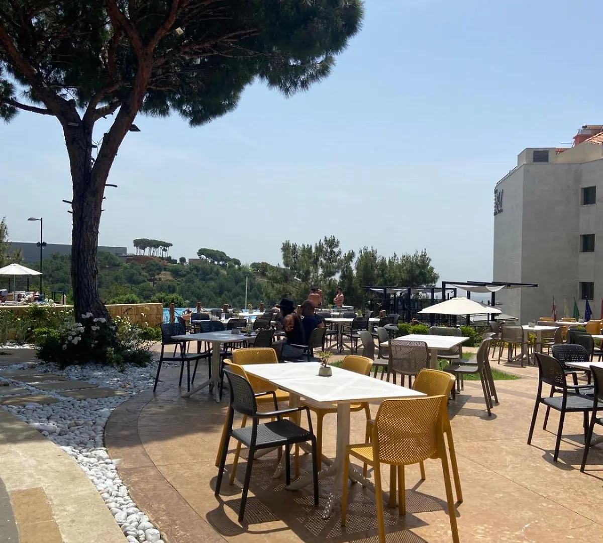 The Ray Hotel And Studios Beirut 4*,